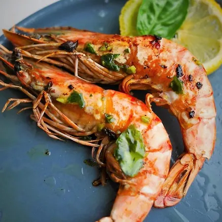 La Maison De La Saye & Ferienhaus